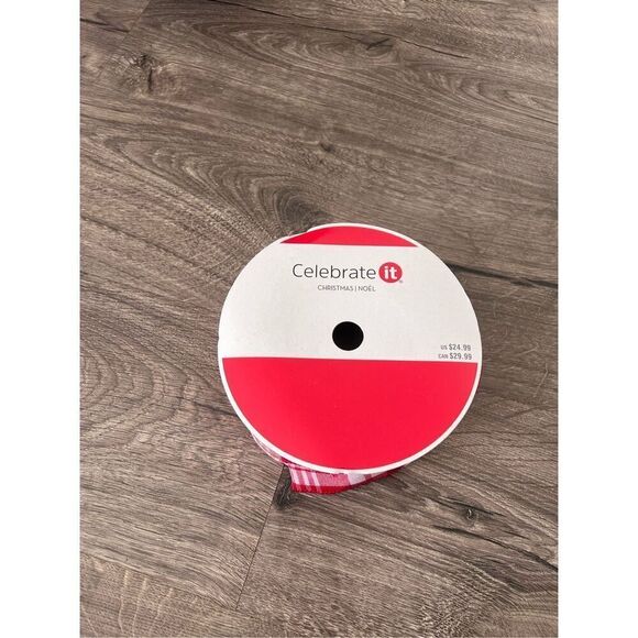 Christmas Wired Jumbo Ribbon 2 1/2 “ x 80 ft - Picture 2 of 3